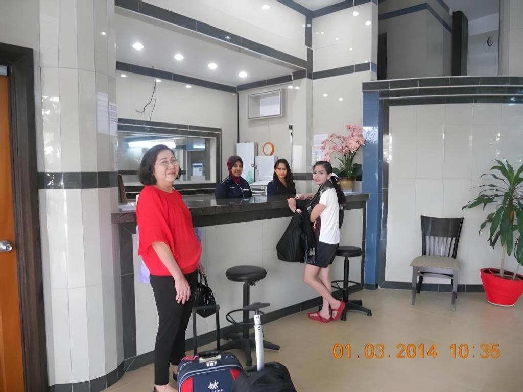 Burmahtel Hotel George Town Exterior photo